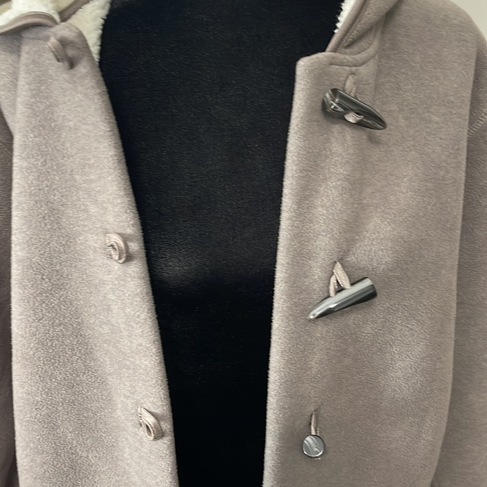 Teddy Fleece Jacket - Picture 9 of 10